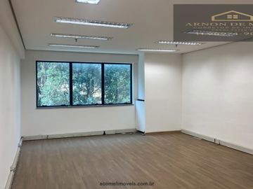 Foto do imóvel Loja Comercial em Santana de Parnaiba
