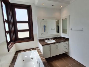 Foto do imóvel Casa em Santana de Parnaiba