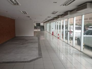 Foto do imóvel Loja Comercial em Barueri