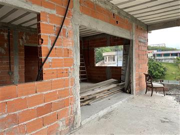 Casas em Construções Acabamentos Mairiporã R$         400.000,00