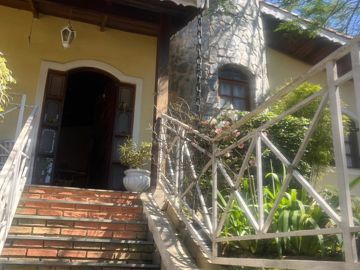 Casas Atibaia R$         1.400.000,00