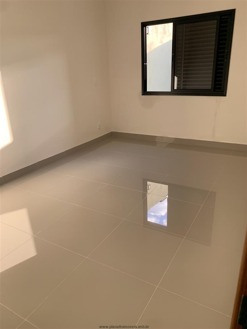 Casas estilo apto novas Vila Rami 2 dorms