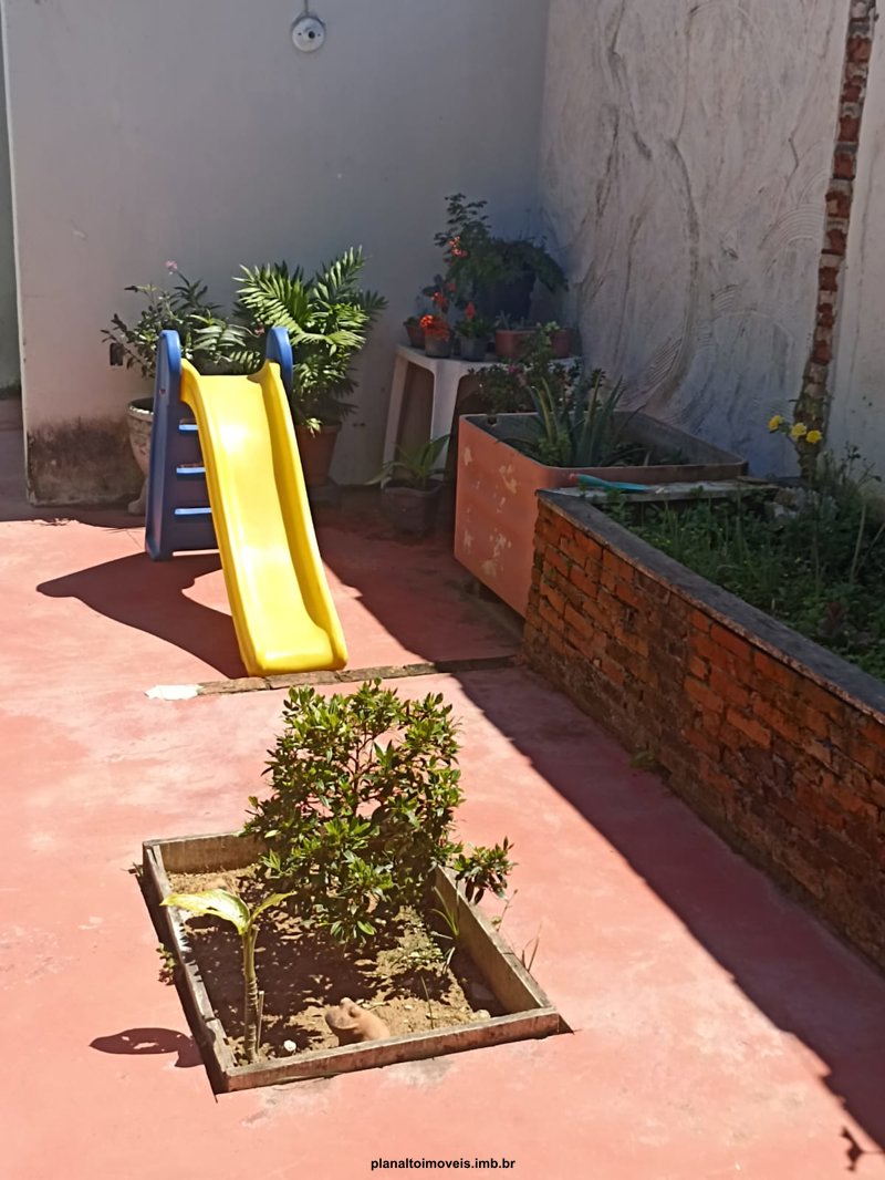 Foto do imóvel Casa Jd Pacaembú, 2 dorms  R$         477.000,00