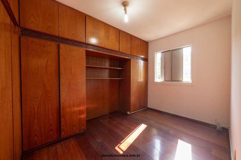 Foto do imóvel APTO AV. DOS IMIGRANTES -2 DORMS- 2º ANDAR   R$         290.000,00
