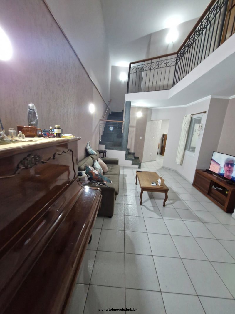 Foto do imóvel SOBRADO 4 DORMS (1 SUITE) JD. PRIMAVERA  R$         985.000,00
