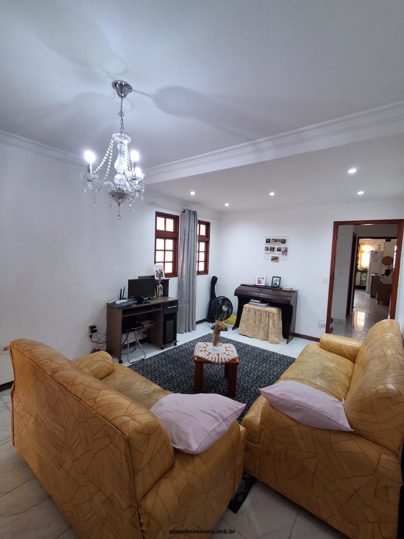 Foto do imóvel CASA CIDADE JARDIM (3 DORMS) ACEITA PERMUTA  R$         750.000,00