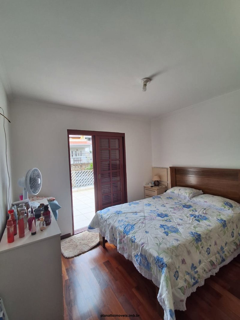 Foto do imóvel CASA CIDADE JARDIM (3 DORMS) ACEITA PERMUTA  R$         750.000,00