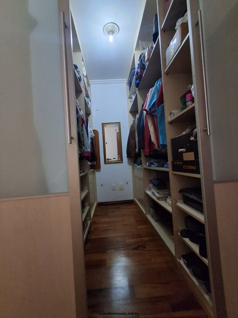 Foto do imóvel CASA CIDADE JARDIM (3 DORMS) ACEITA PERMUTA  R$         750.000,00