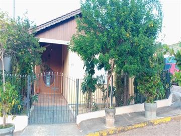 R$         695.000,00 Casas CASA NO CENTRO, RECÉM PINTADA, MUITO BEM LOCALIZADA