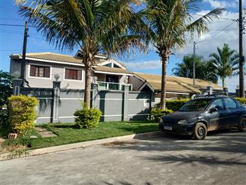 R$         2.200,00 Casas Linda casa assobradada, com 3 quartos (1 suíte