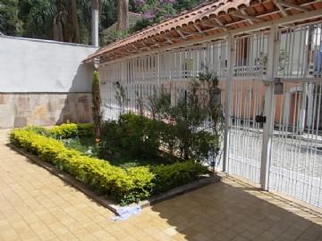 Casas em Condomínio Mairiporã R$ 2.300,00