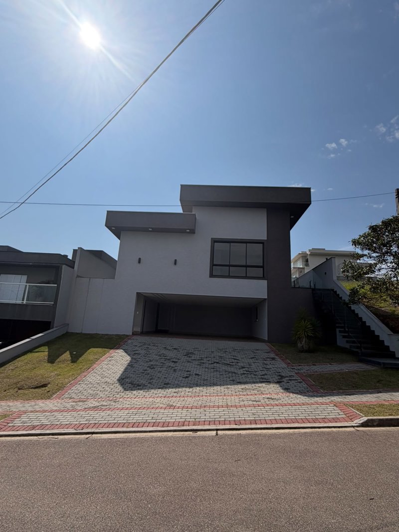 Foto do imóvel   R$         2.350.000,00