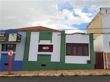 Casas Centro R$         1.550,00