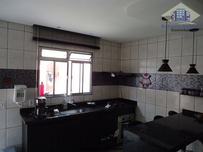 Foto do imóvel R$         620.000,00  OPORTUNIDADE!! LINDO SOBRADO COM CASAS PARA RENDA!! VILA CONCEIÇÃO!! SÓ R$620MIL!! 04 CASAS NO QUINTAL!! VALE A PENA!!