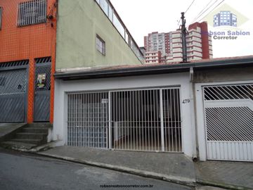R$         1.800,00 Diadema Casa para locação no centro de Diadema!! Próximo ao Hipermercado Atacadão!! Com 02 dorms sendo 01 suíte!! Com garagem!! Por R$1.800!! Vem conhecer!!