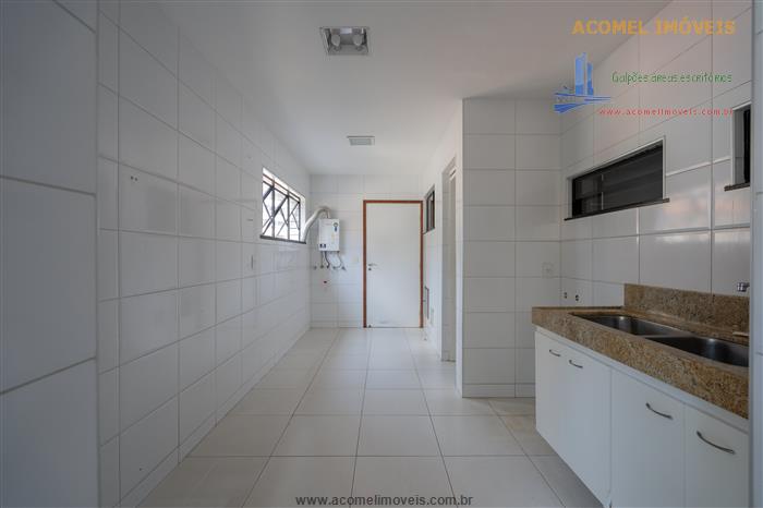 Apartamento à venda com 3 quartos, 210m² - Foto 29