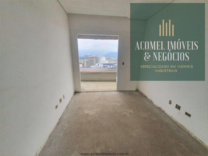 Apartamento à venda com 3 quartos, 140m² - Foto 13