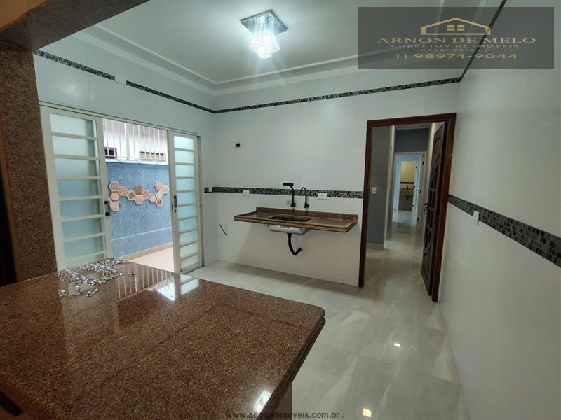 Casa com 2 Dormitórios à venda, 103 m² por R$ 550.000,00 Casa com 2 Dormitórios à venda, 103 m² por R$ 550.000,00