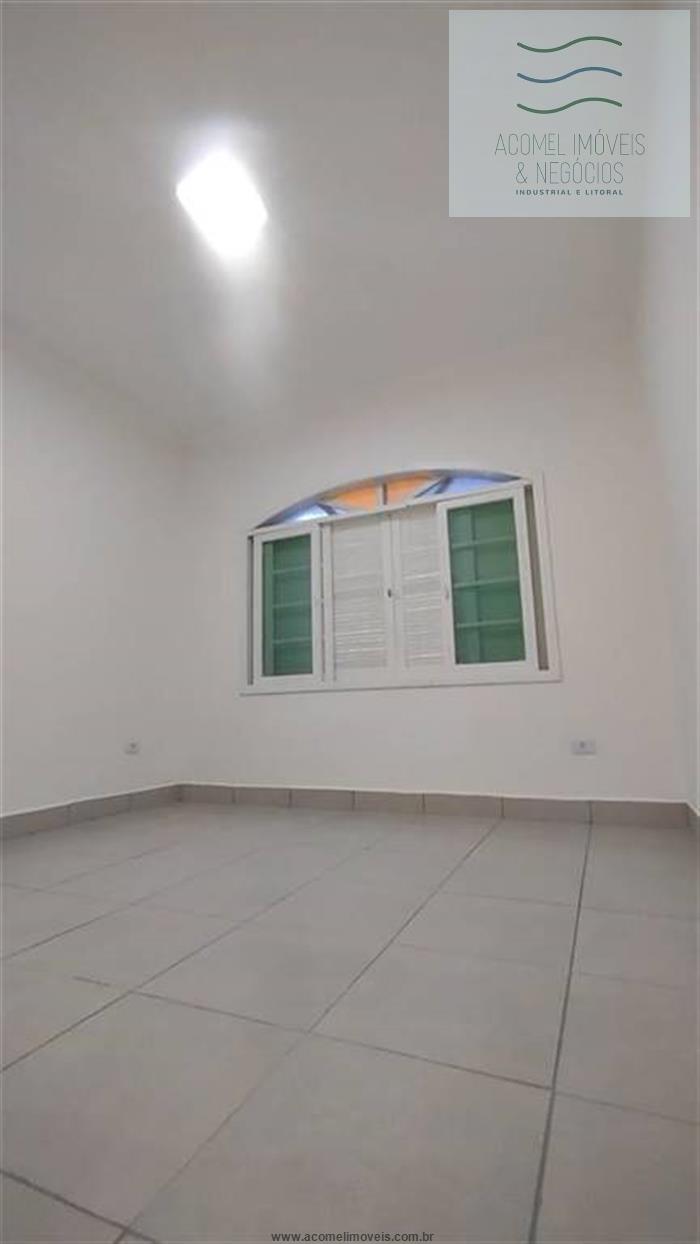 Casa à venda com 2 quartos, 65m² - Foto 11