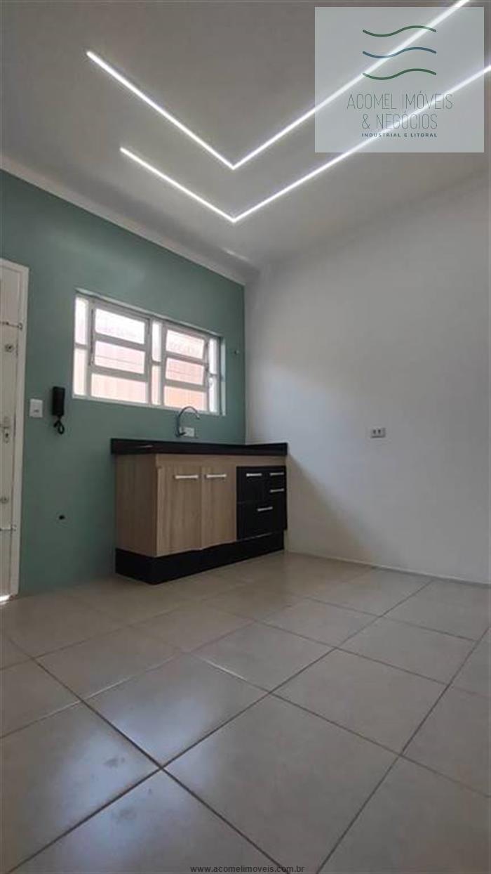 Casa à venda com 2 quartos, 65m² - Foto 14