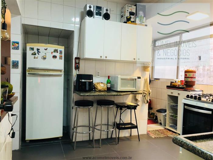 Apartamento à venda com 3 quartos, 122m² - Foto 2