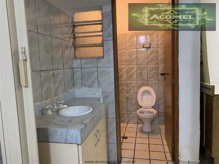 Casa com 8 Dormitórios à venda, 180 m² por R$ 2.000.000,00 Casa com 8 Dormitórios à venda, 180 m² por R$ 2.000.000,00