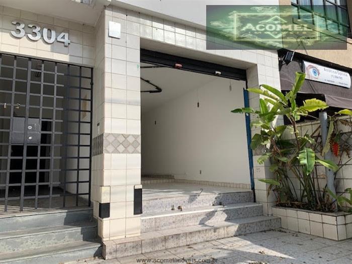 Casa com 8 Dormitórios à venda, 180 m² por R$ 2.000.000,00 Casa com 8 Dormitórios à venda, 180 m² por R$ 2.000.000,00