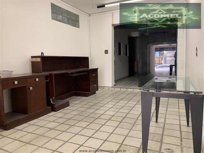 Casa com 8 Dormitórios à venda, 180 m² por R$ 2.000.000,00 Casa com 8 Dormitórios à venda, 180 m² por R$ 2.000.000,00