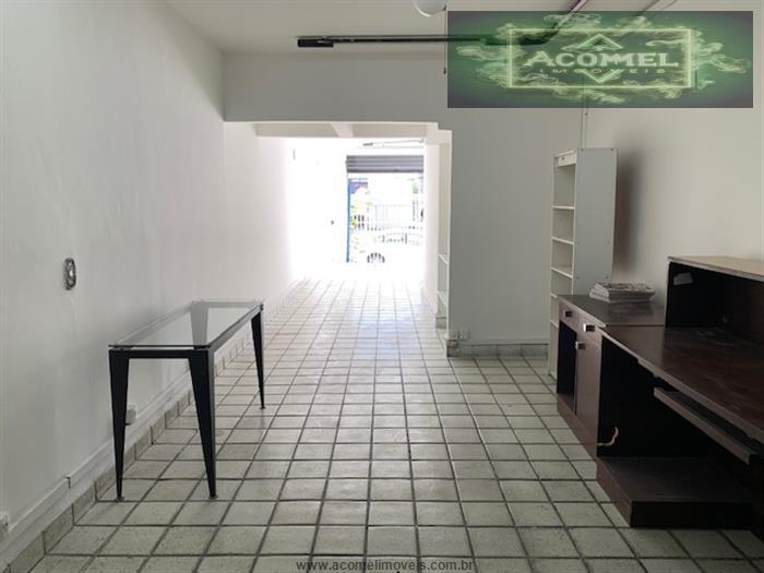 Casa com 8 Dormitórios à venda, 180 m² por R$ 2.000.000,00 Casa com 8 Dormitórios à venda, 180 m² por R$ 2.000.000,00