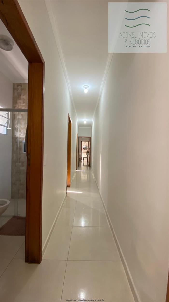 Casa à venda com 3 quartos, 80m² - Foto 4