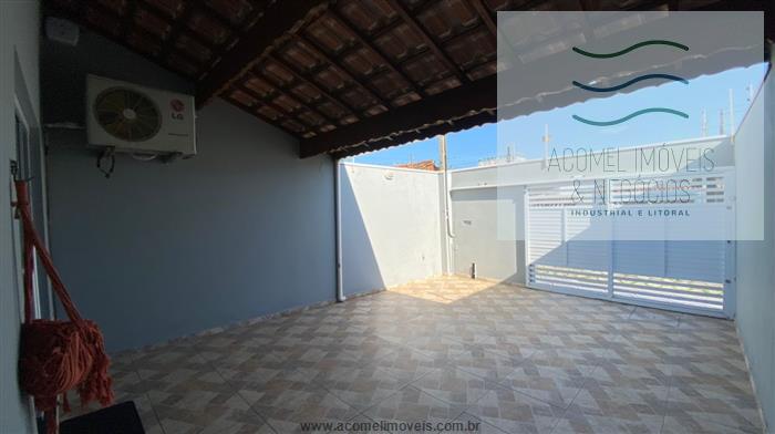 Casa à venda com 3 quartos, 80m² - Foto 14