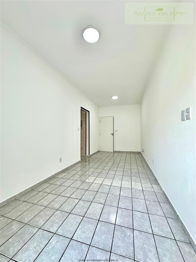 Apartamento à venda com 1 quarto, 45m² - Foto 8