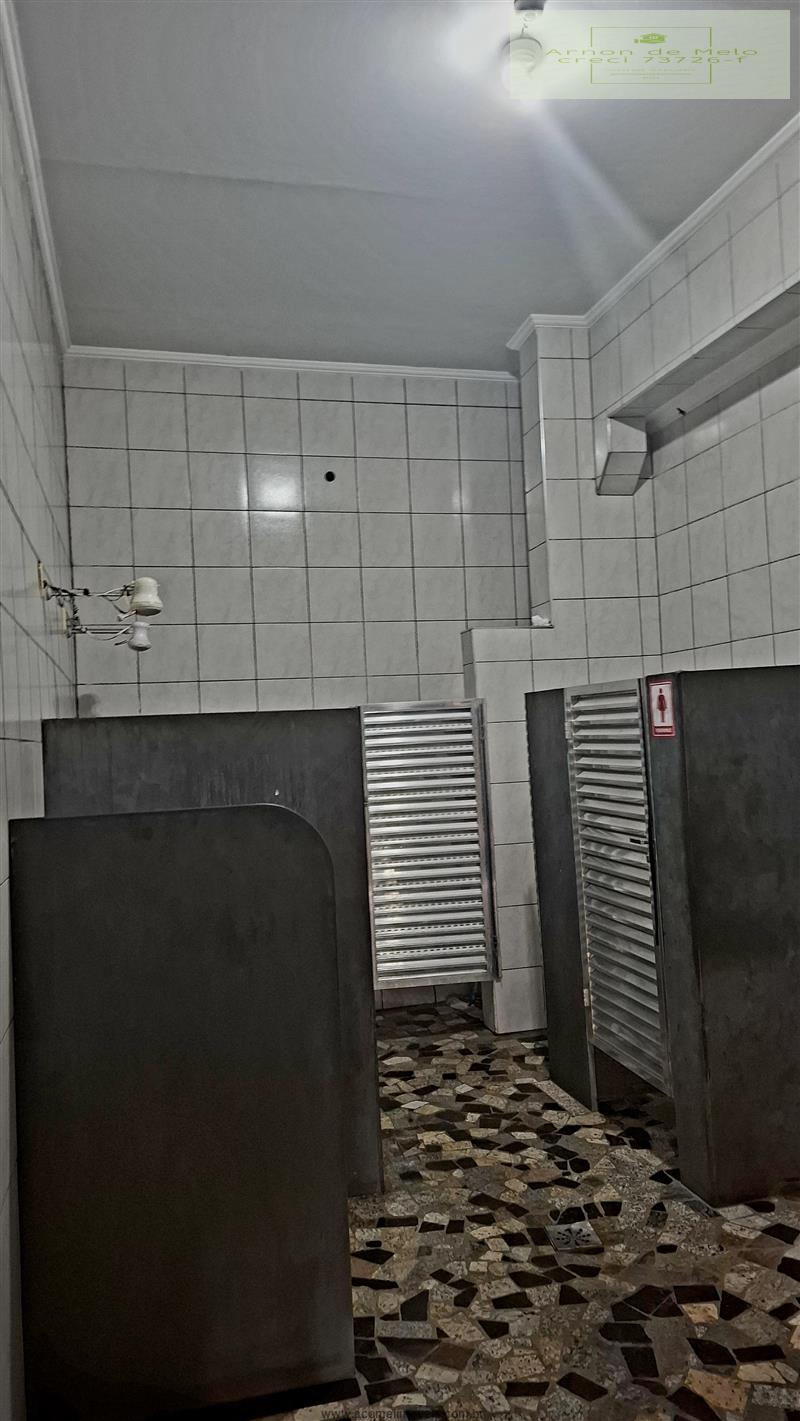 Depósito-Galpão-Armazém para alugar, 1350m² - Foto 23