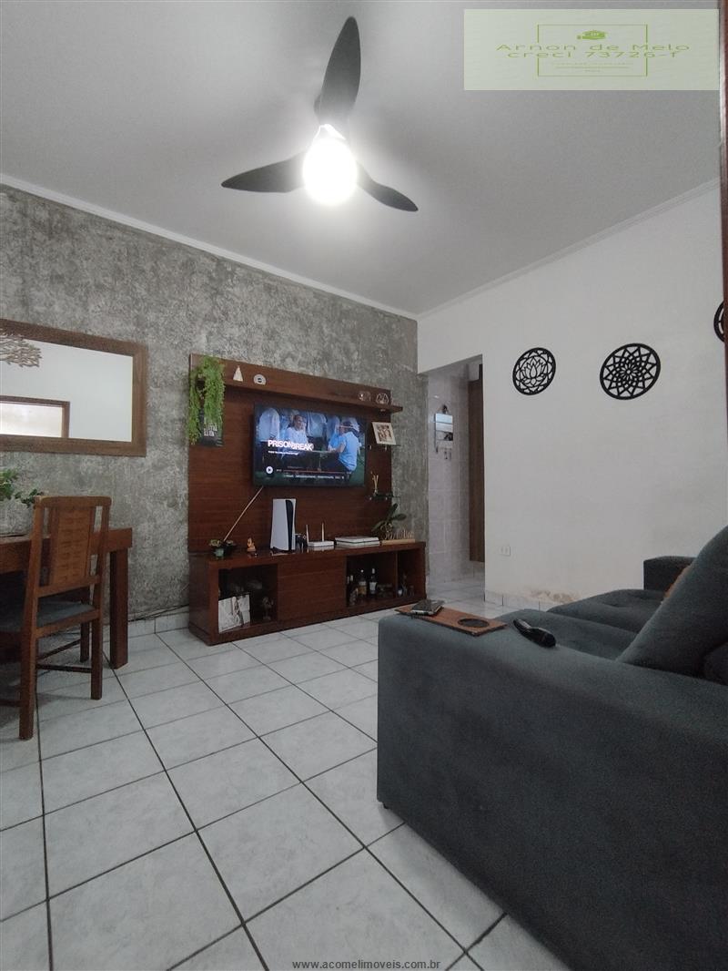 Casa à venda com 2 quartos, 89m² - Foto 4