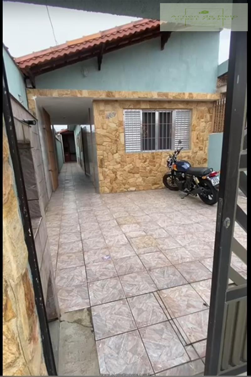 Casa à venda com 2 quartos, 75m² - Foto 2