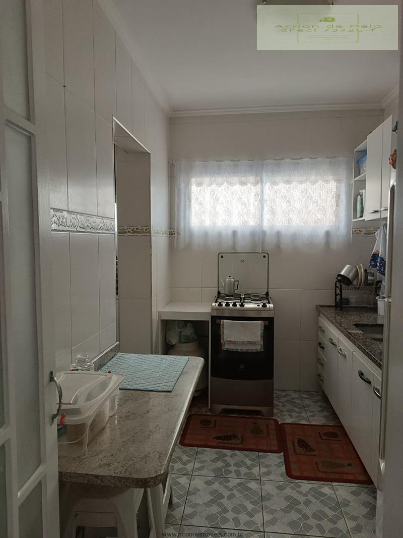 Apartamento à venda com 2 quartos, 77m² - Foto 12