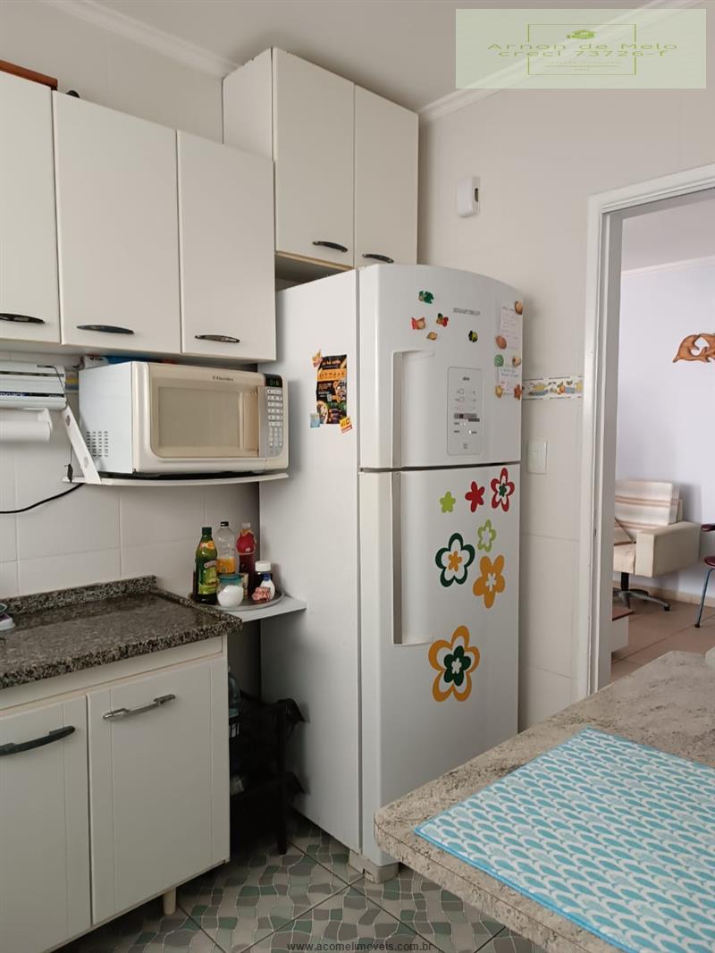 Apartamento à venda com 2 quartos, 77m² - Foto 11