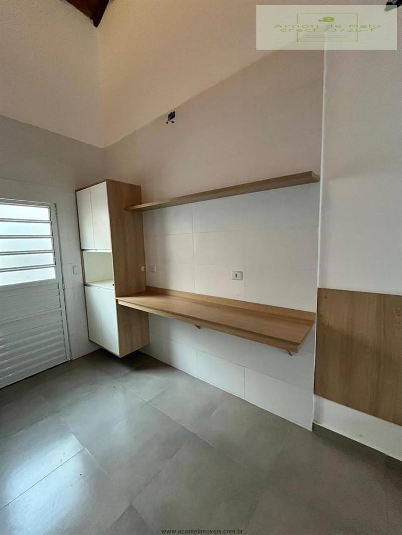 Casa à venda com 2 quartos, 44m² - Foto 10