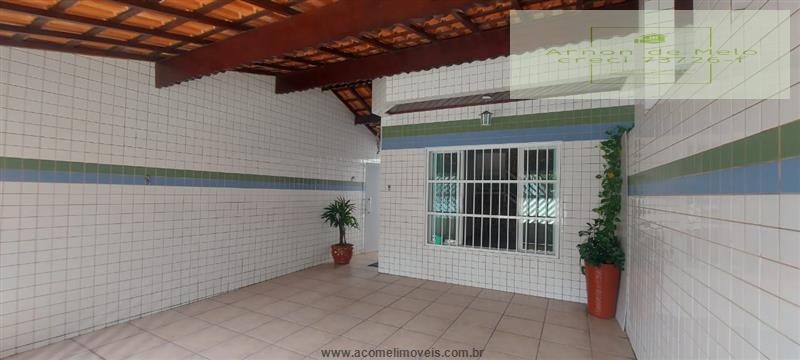 Casa à venda com 3 quartos, 150m² - Foto 1