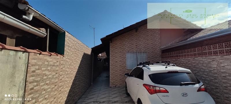 Casa à venda com 2 quartos, 125m² - Foto 2