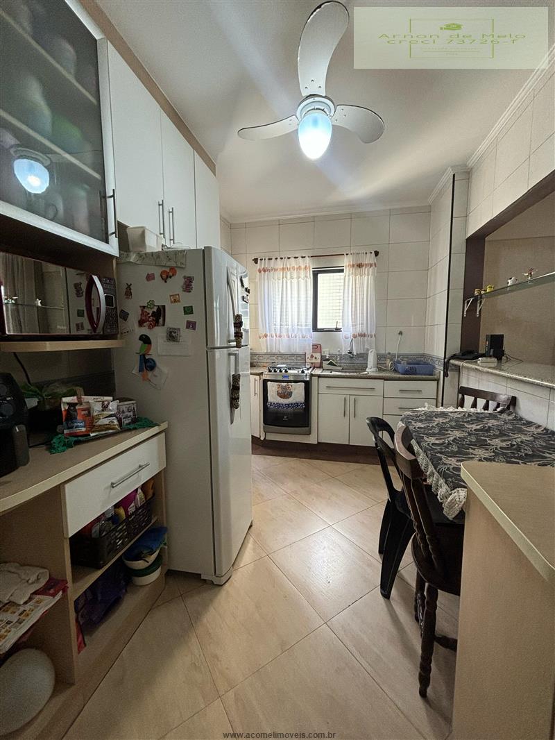 Apartamento à venda com 2 quartos, 80m² - Foto 6