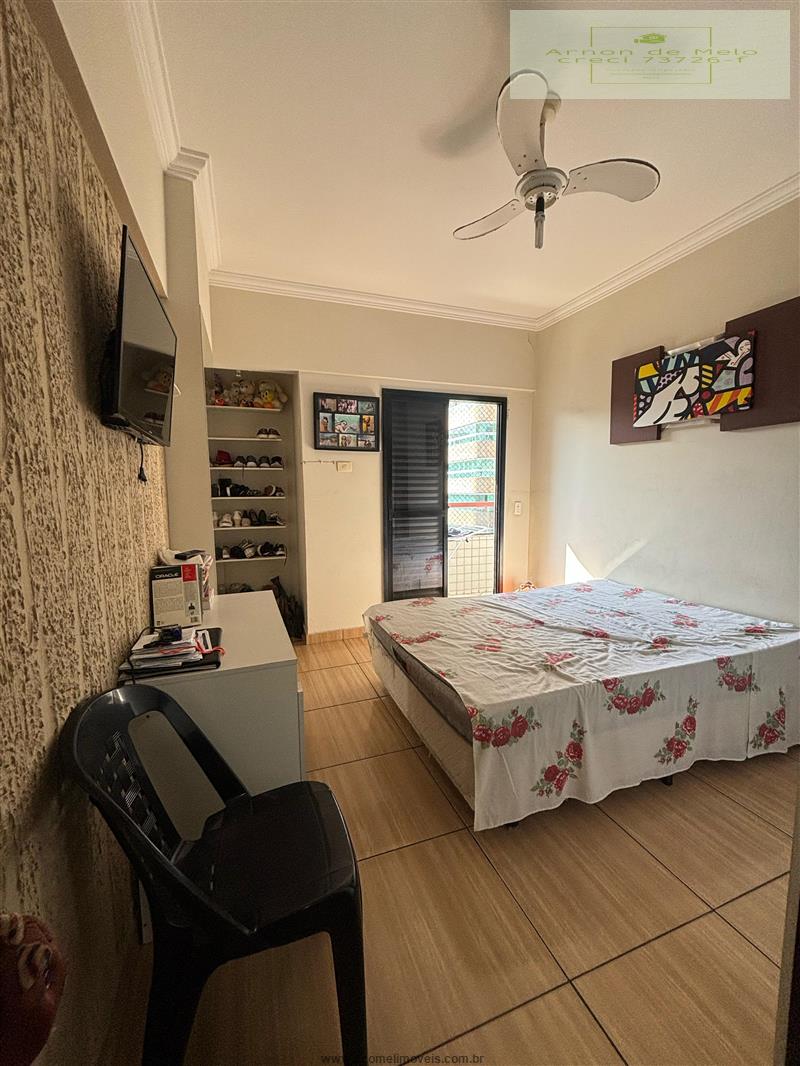 Apartamento à venda com 2 quartos, 80m² - Foto 4