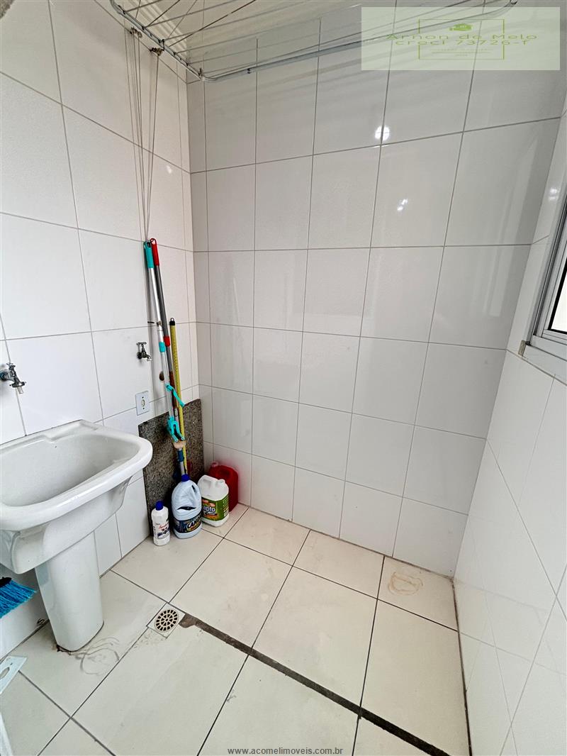 Apartamento à venda com 2 quartos, 60m² - Foto 5