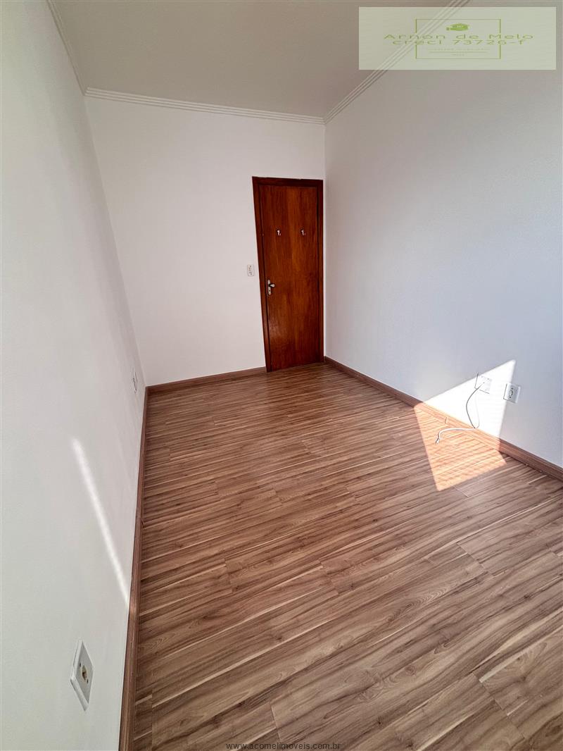 Apartamento à venda com 2 quartos, 60m² - Foto 7