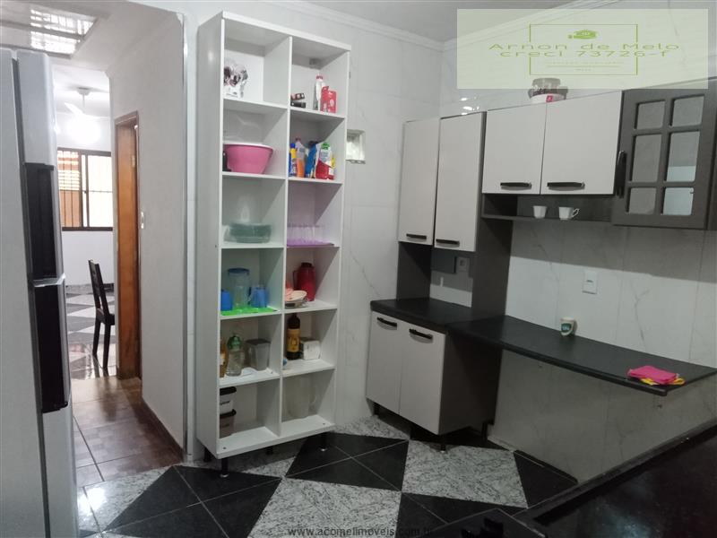 Casa à venda com 2 quartos, 75m² - Foto 5