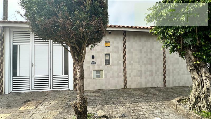 Casa à venda com 3 quartos, 211m² - Foto 14