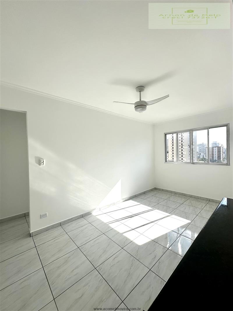 Apartamento à venda com 2 quartos, 62m² - Foto 11