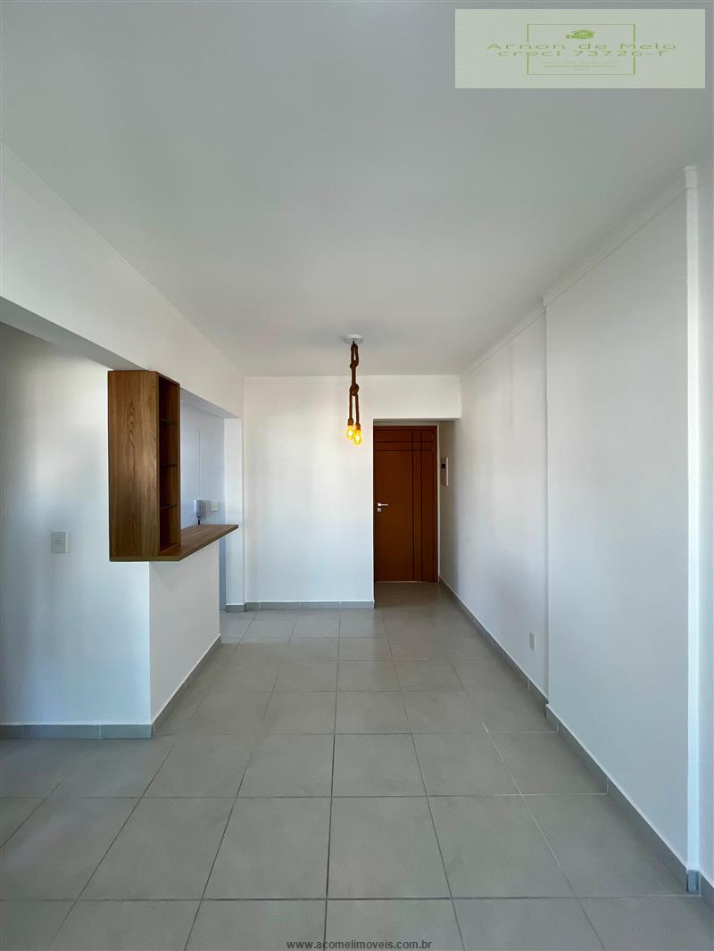 Apartamento à venda com 1 quarto, 45m² - Foto 9