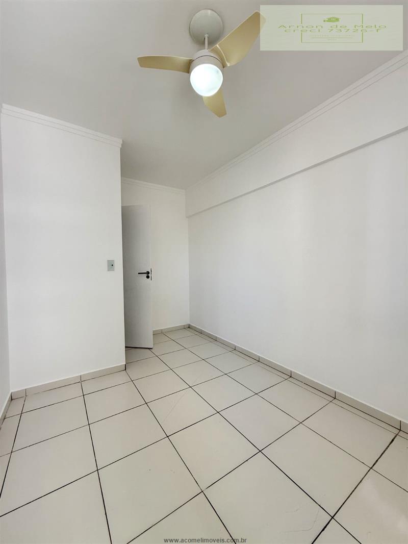 Apartamento à venda com 1 quarto, 40m² - Foto 6