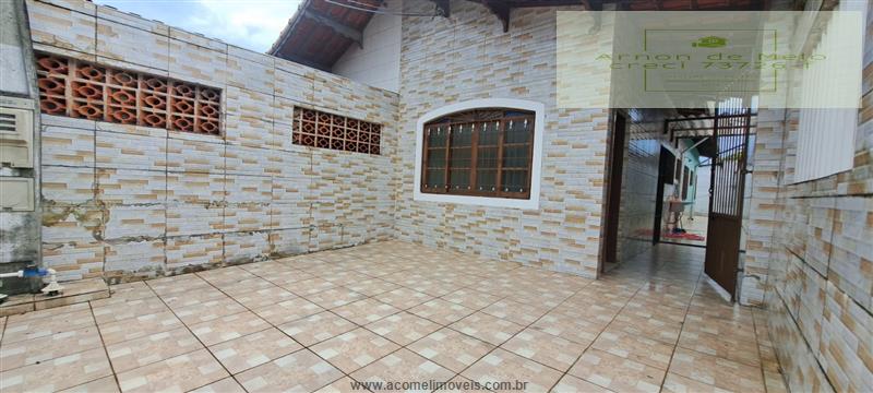 Casa à venda com 2 quartos, 81m² - Foto 3